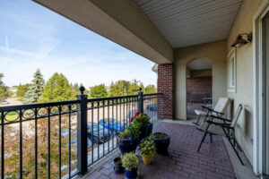 Private Patio Zeeb.webp